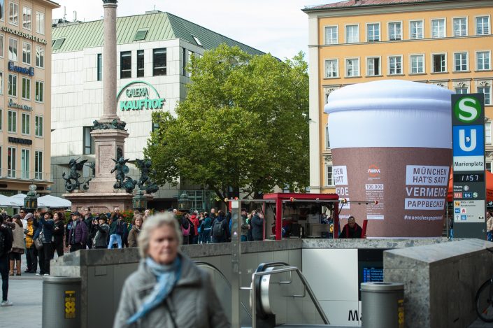 Reportage vom AWM auf dem Marienplatz in München